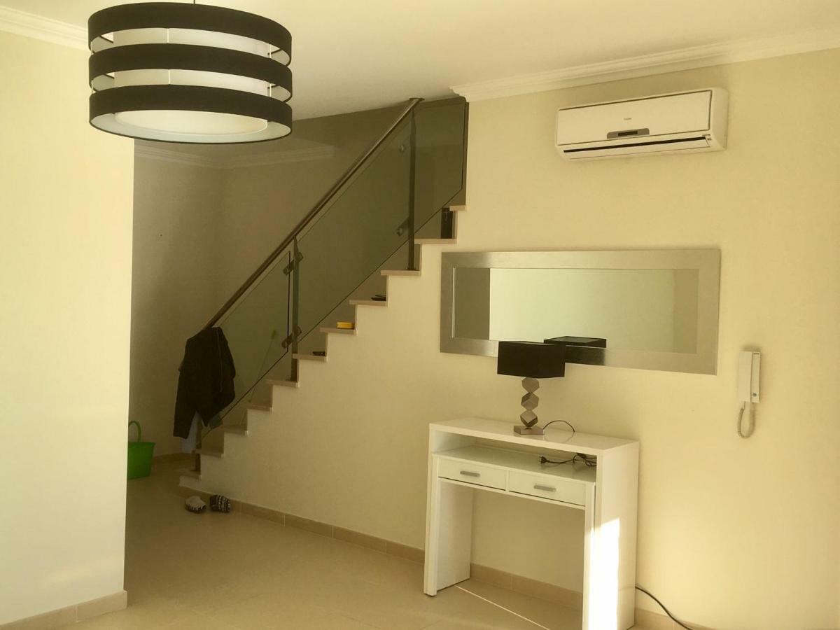 Olhos De Agua Apartment Ольос де Агуа Екстериор снимка