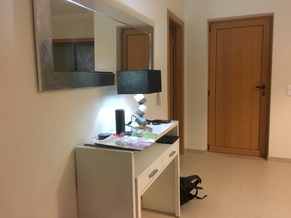 Olhos De Agua Apartment Ольос де Агуа Екстериор снимка
